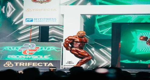 إنجاز تاريخي.. بيج رامي يفوز بمستر أولمبيا للعام الثاني على التوالي (فيديو)